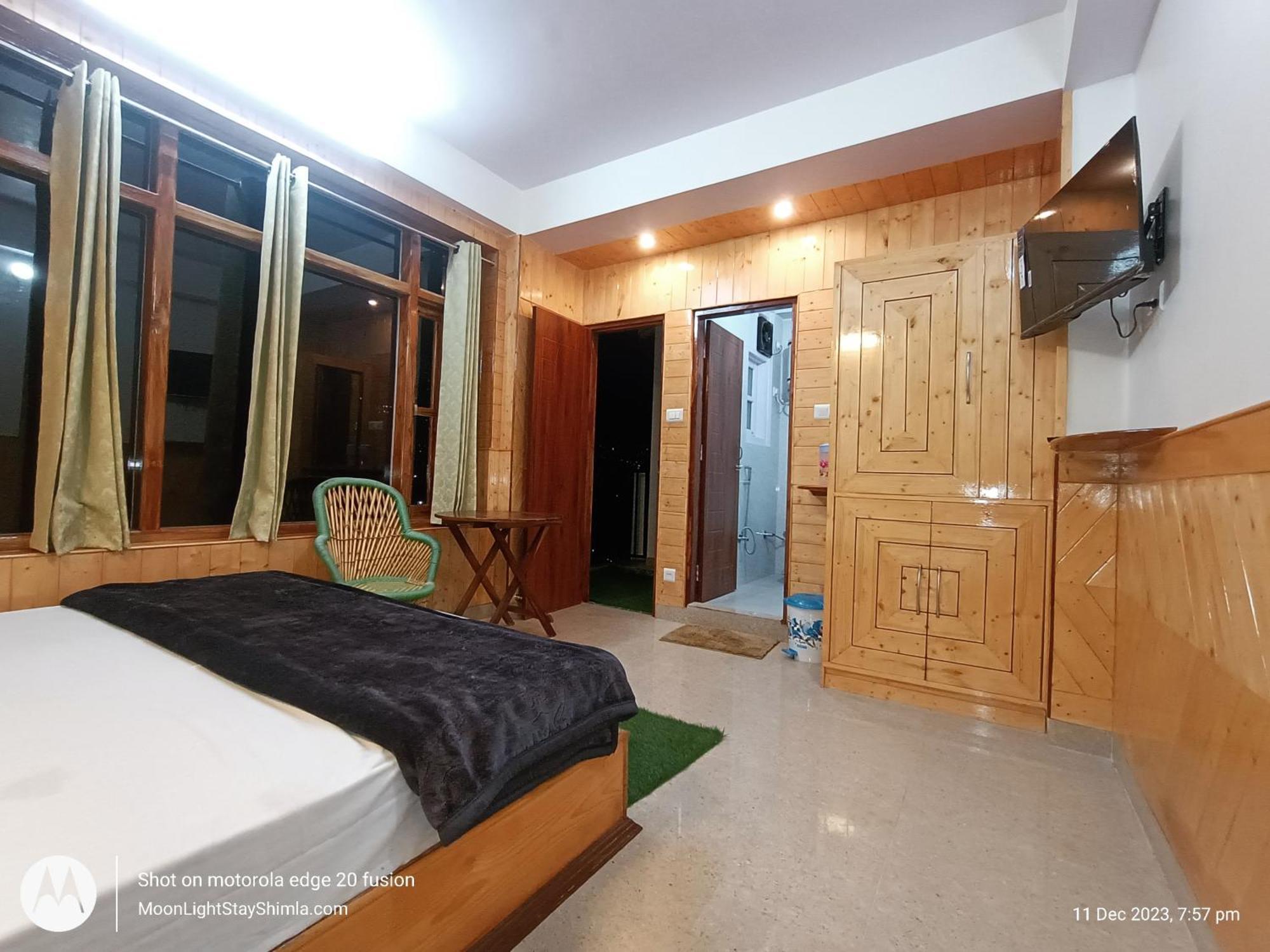 The Moonlight Stay - Shimla Rom bilde