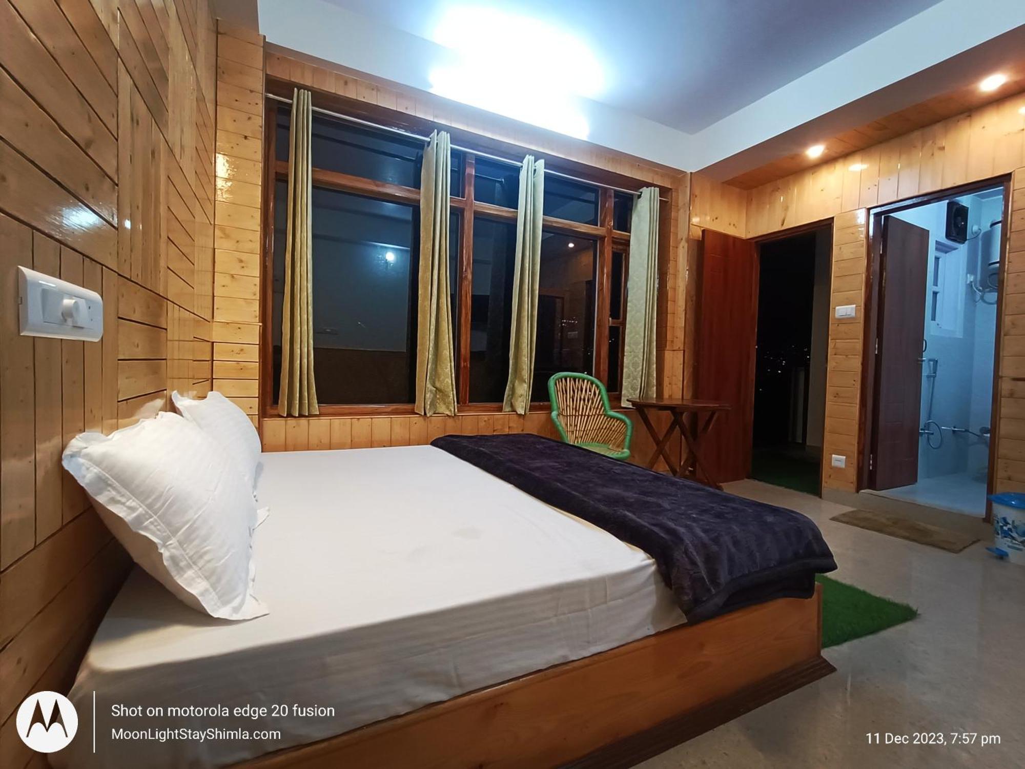 The Moonlight Stay - Shimla Rom bilde